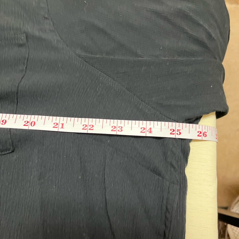 Torrid 1X black crinkle gauze button up - Picture 4 of 13